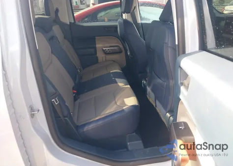 2025 Ford Maverick Lariat z USA, uszkodzony, nr VIN 3FTTW8S31SRA19385